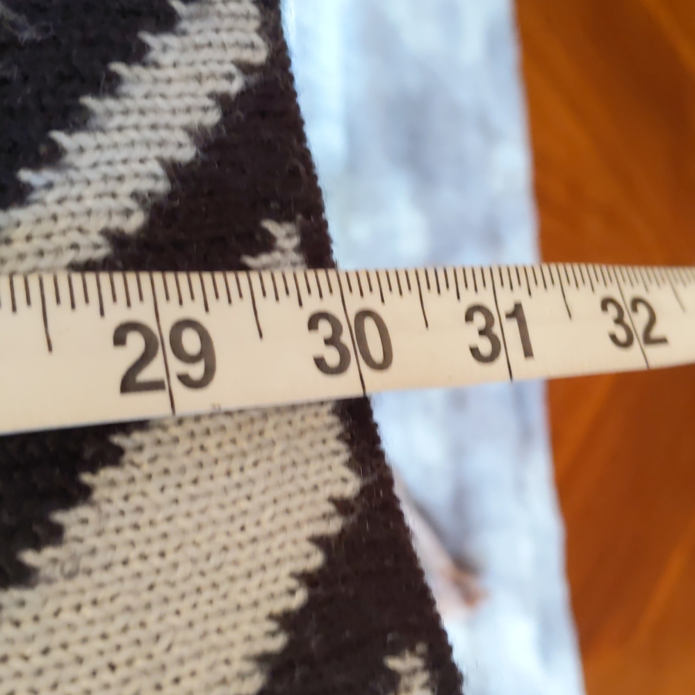 August Silk - image 7